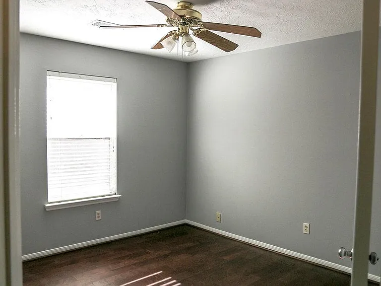 1126 Long Prairie Dr — Photo 19