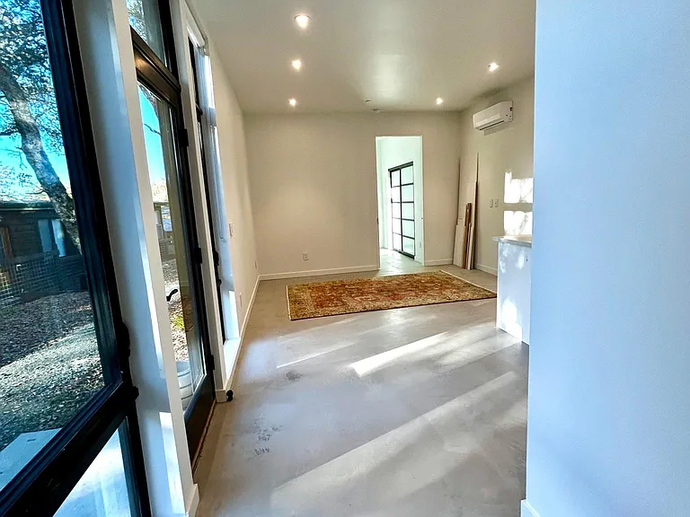 170 Kearney Ave — Photo 6