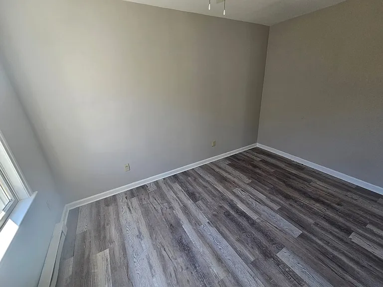 336 Park St — Photo 7