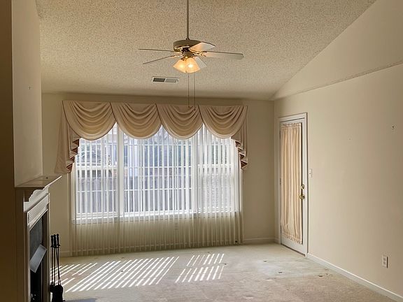 2nd image of 1015 Holly Dr APT 804