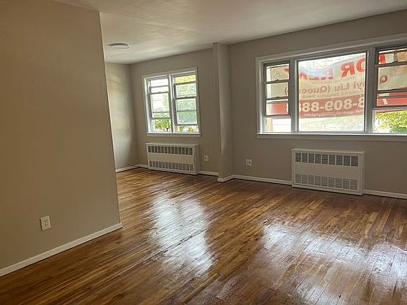4th image of 39-28 150th Pl Floor 3
