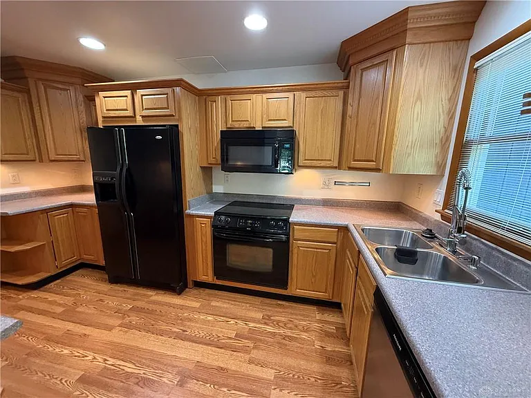 2162 Willowgrove Ave — Photo 12