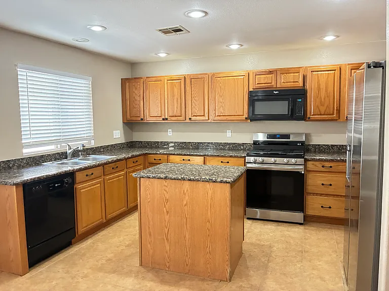 2753 Fountain Ridge Ln — Photo 5