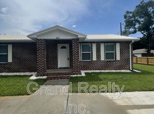 6095 Carr Rd, Milton, FL 32583