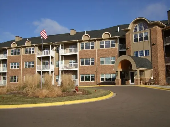 3800 85th Ave N APT 103, Brooklyn Park, MN 55443