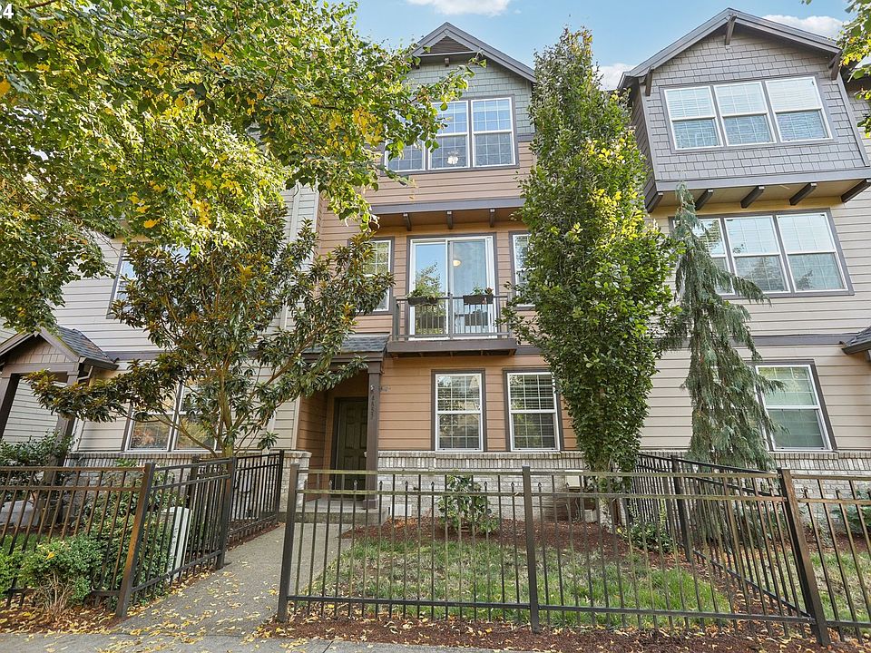 1st image of 4852 SE Teakwood St