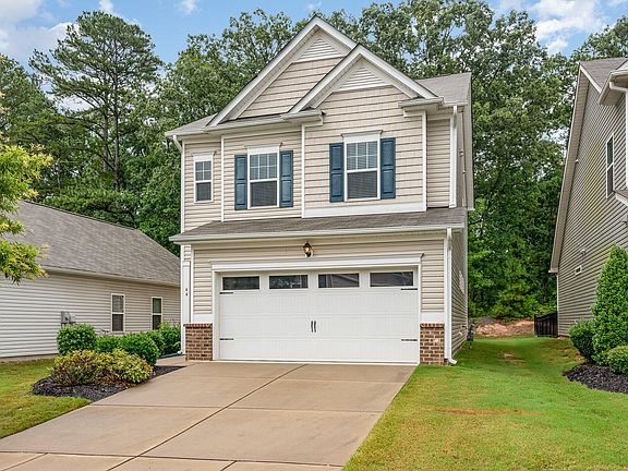 4th image of 44 Crownview Ct