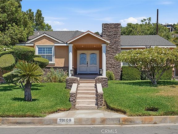 3rd image of 11809 Norino Dr