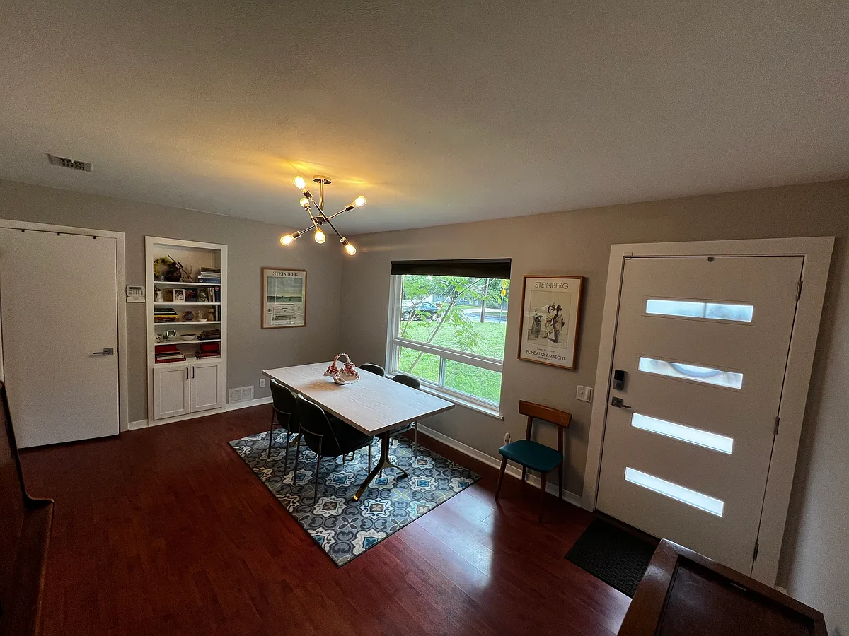 Dining Area/Front Room - 5209 Overbrook Dr