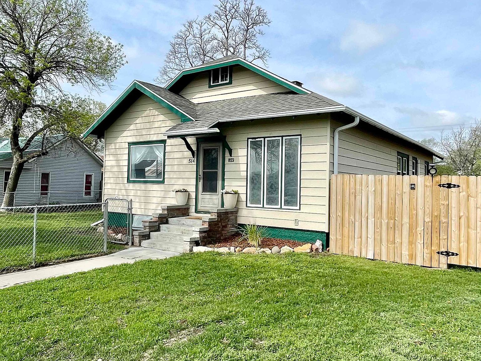 514 Penn St, Cambridge, NE 69022 Zillow