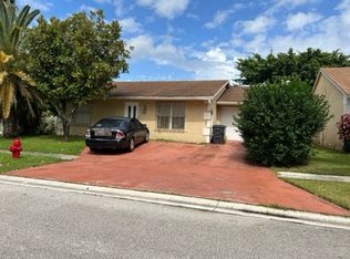 5681 Priscilla Ln, Lake Worth, FL 33463