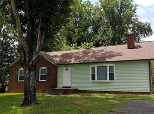 3630 Appomattox Dr, Winston Salem, NC 27106