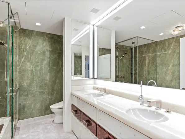 170 East End Avenue image 23 of 33