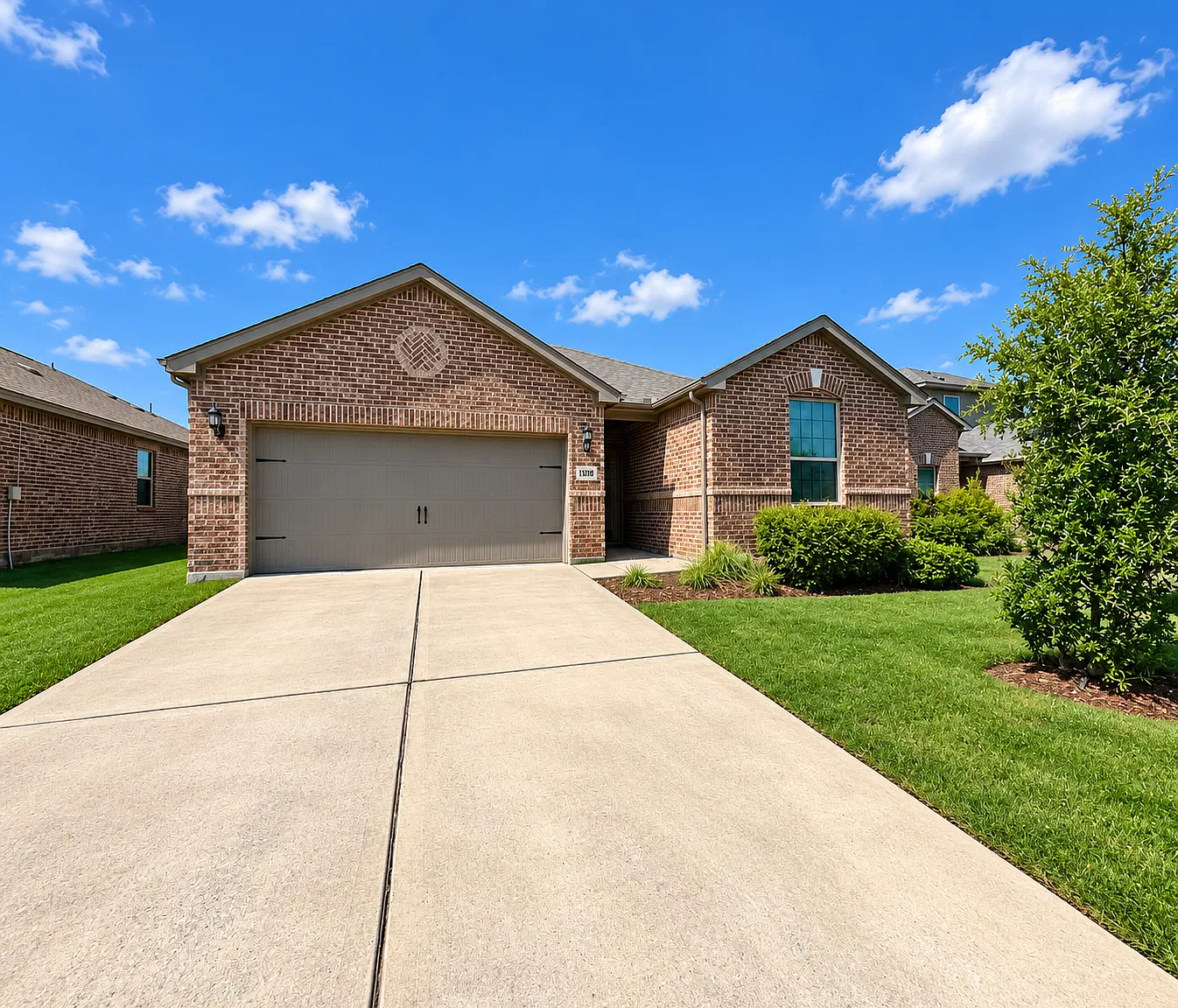 4 bed, 1658 sqft, $1,839 — Photo 1