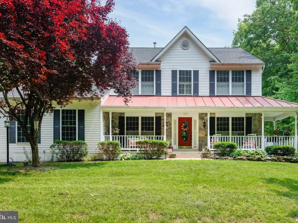 12441 Tower Hill Rd, Midland, VA 22728