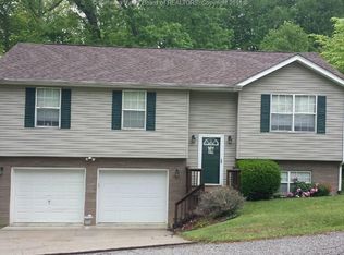 153 Kayla Ln, Elkview, WV 25071