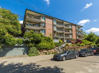 732 11th Avenue E #202, Seattle, WA