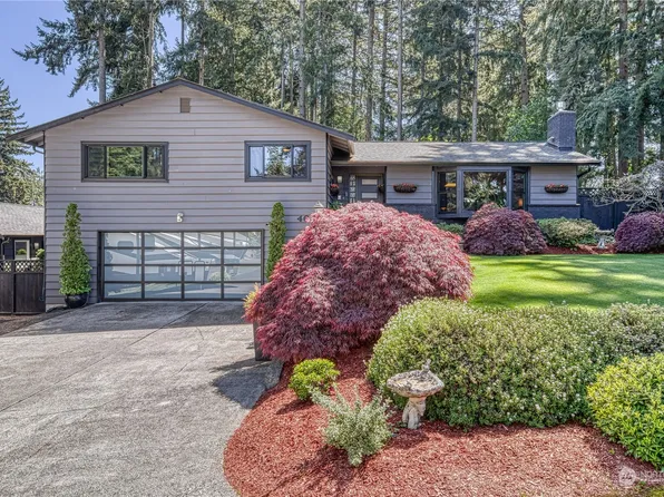 4629 72nd Avenue W, University Place, WA 98466