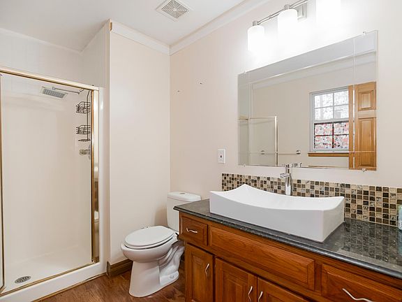 2nd image of 5022 Pebble Cir