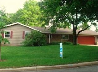 2935 Emmalane Dr, Green Bay, WI 54311