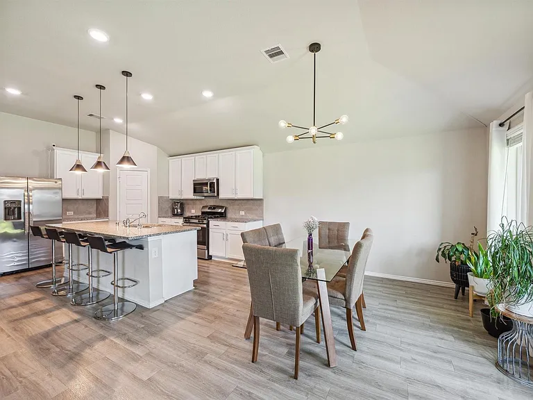 6414 Fiddlewood Thicket Ln — Photo 12