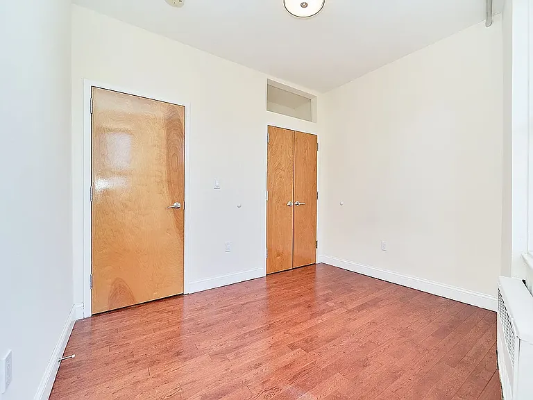 945 Saint Nicholas Ave #3A — Photo 7