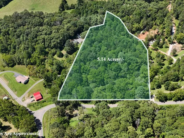 94 Rose Creek Rd, Franklin, NC 28734