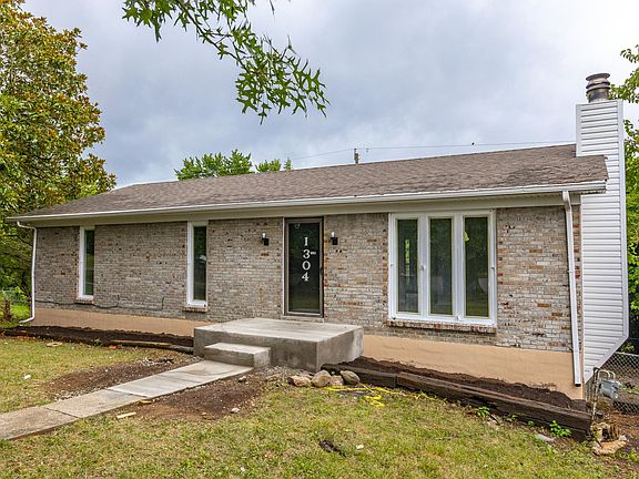 2nd image of 1304 Swoonalong Ct