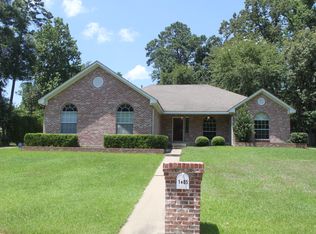 1405 Cherry Hill Dr, Lufkin, TX 75904