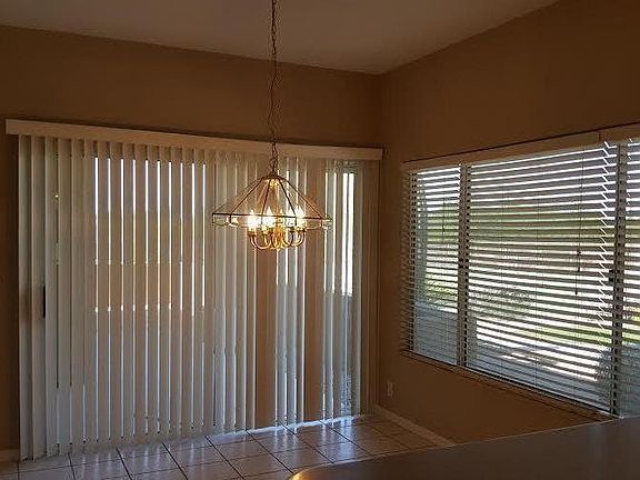 3rd image of 4719 E Morning Vista Ln