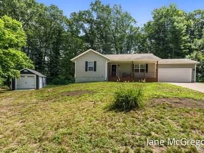 2356 Oak River Ln, Muskegon, MI, 49445
