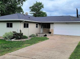 227 N Briggs St, Hortonville, WI 54944