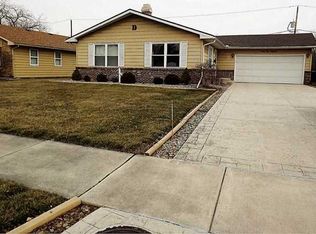 3431 Piper Dr, Northwood, OH 43619