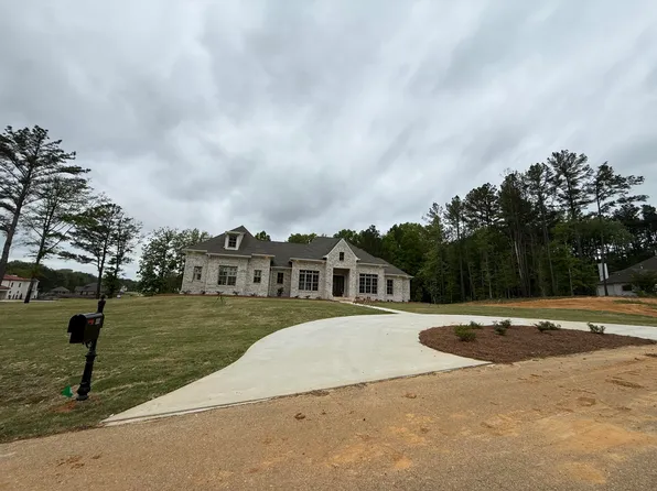 111 Oak Ln, Tupelo, MS 38801