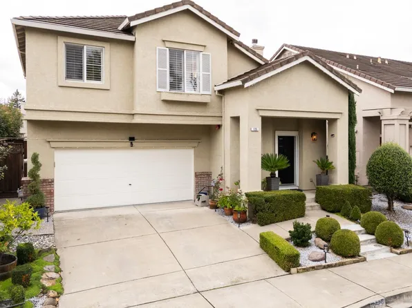 125 Trent Drive, Napa, CA 94558