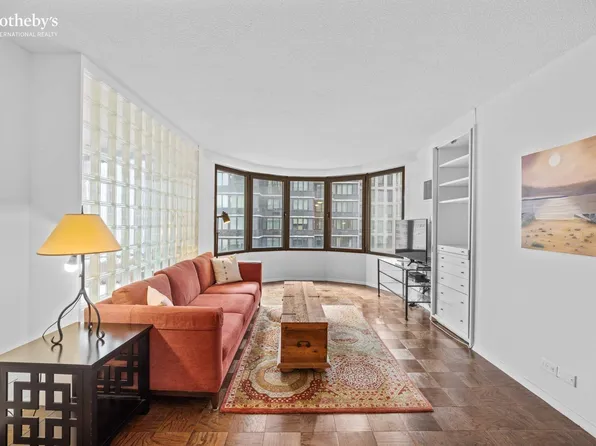 44 W 62nd St APT 14D, New York, NY 10023