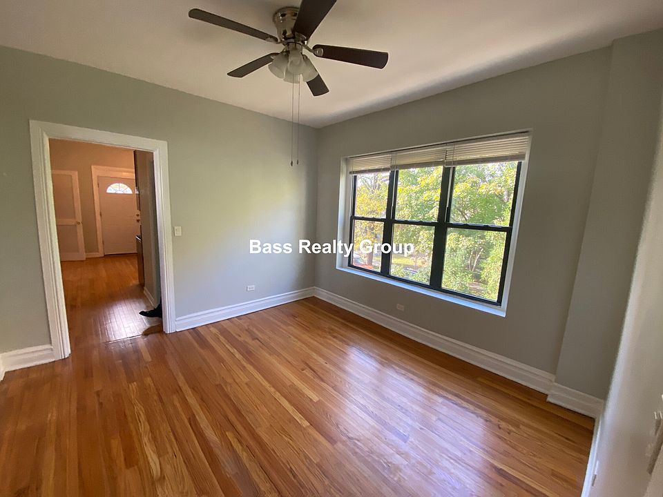 1st image of 2753 N Richmond St #2R