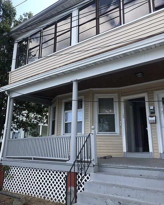 1st image of 50-52 Beech St #1