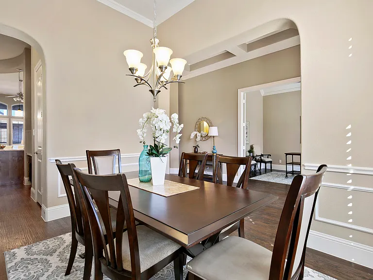 13732 Eleanor Ave — Photo 12