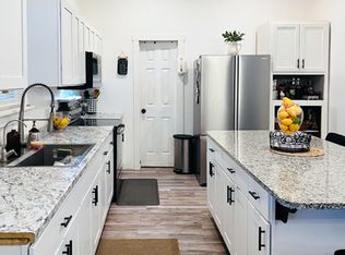 120 Town Vw, Canyon Lake, TX 78133