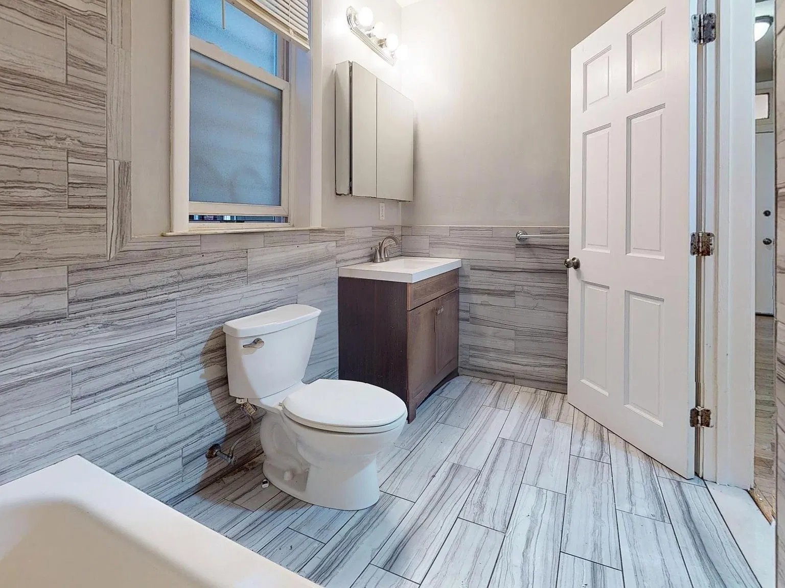 2 bed, 1.0 bath, 950 sqft, $2,750 — Photo 4