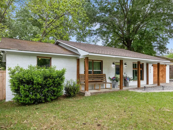 205 Bristow Dr, Summerville, SC 29483