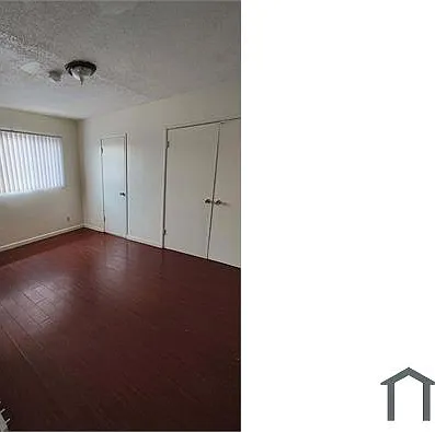 2 bed, 1000 sqft, $2,300 — Photo 3