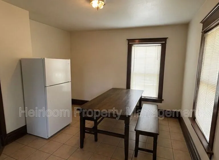 1209 N 16th St #UPPER — Photo 2