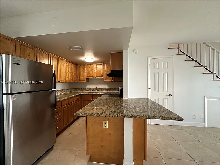 2705 NE 9th Ave #203 — Photo 7