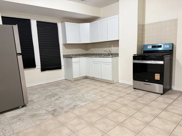 8307 S Buffalo Ave #1, Chicago, IL 60617