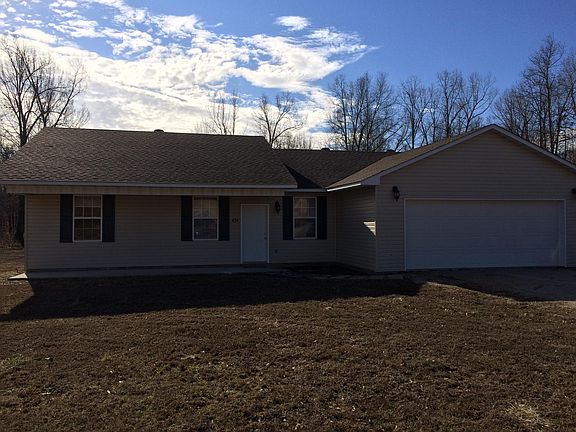 2nd image of 434 Sugar Creek Ln