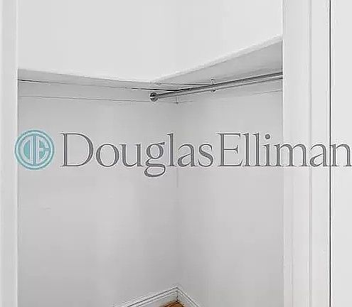 4th image of 295 Park Ave S APT 5F