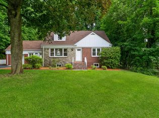 185 Madison Ave, Cresskill, NJ 07626