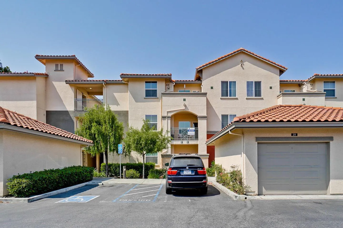 2177 Alum Rock Ave APT 122 photo 1